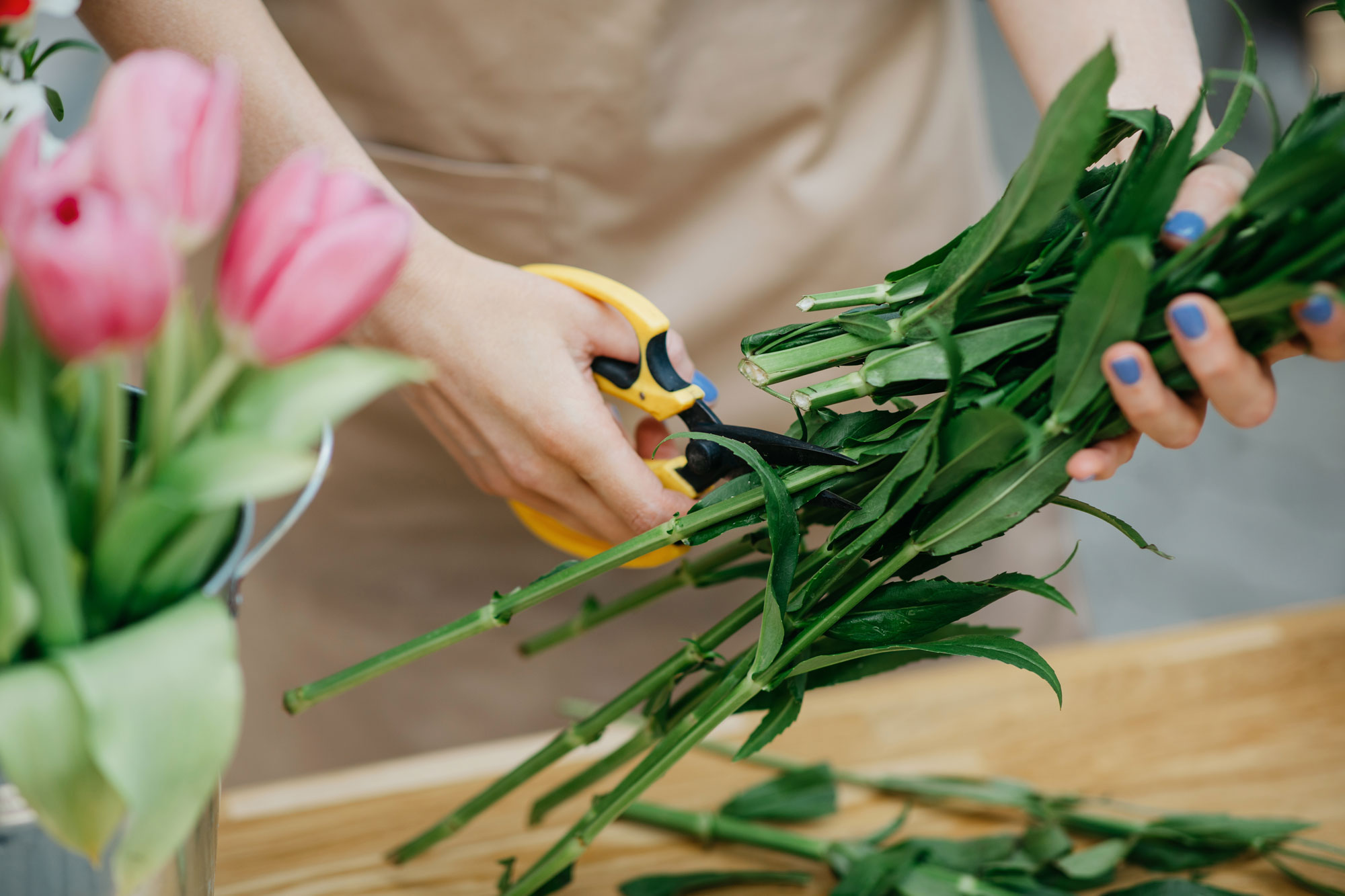 florist-work-in-flower-studio-creating-bouquet-2000 Now Hiring Floral Designers in Corpus Christi, TX 78410 | Apply Online